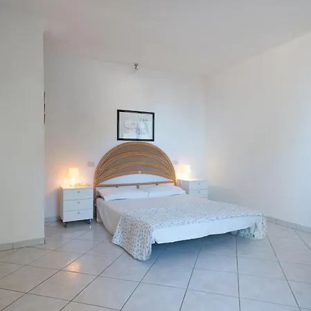 Apartament 147 - Monolocale A Numana, Con Terrazzo Al Fior Di Mare, Con Aria Condizionata E Posto Auto