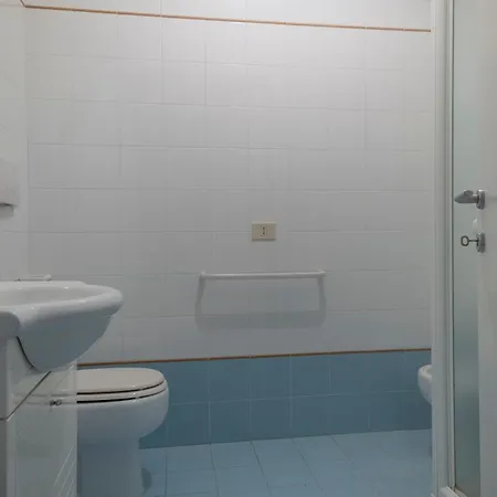 147 - Monolocale A Numana, Con Terrazzo Al Fior Di Mare, Con Aria Condizionata E Posto Auto Apartmán *